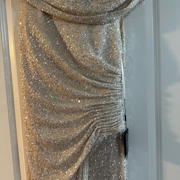 Ieena for MAC DUGGAL sequined drop shoulder gown - Picture 3 of 8